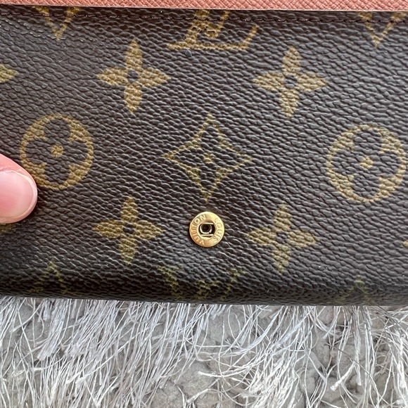 LOUIS VUITTON MONOGRAM WALLET - Picture 13 of 13
